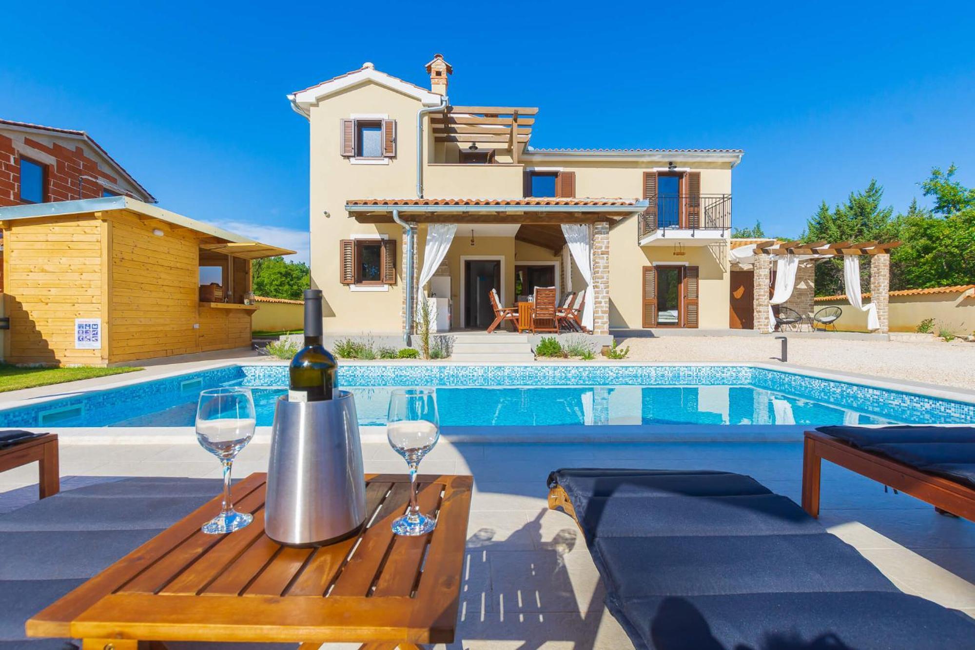 Villa David - Luxurious Secluded Villa With A Heated Pool Butkovici  Exterior photo